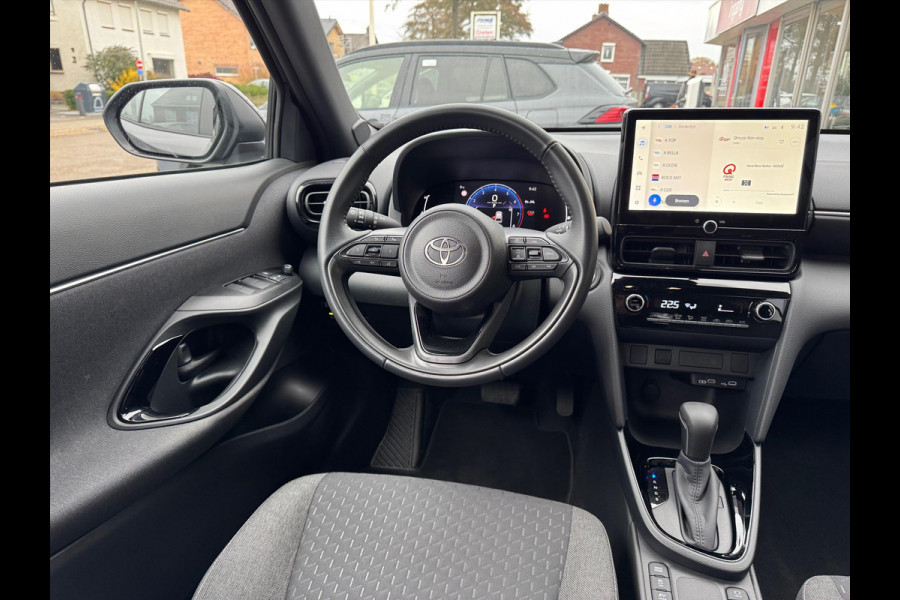 Toyota Yaris Cross 1.5 Hybrid First Edition | Eerste eigenaar, Smart connect, Keyless, 17 inch, Privacy glass, Startknop