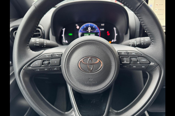 Toyota Yaris Cross 1.5 Hybrid First Edition | Eerste eigenaar, Smart connect, Keyless, 17 inch, Privacy glass, Startknop