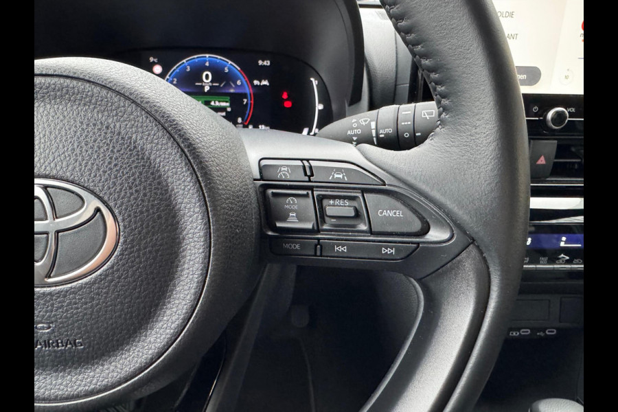 Toyota Yaris Cross 1.5 Hybrid First Edition | Eerste eigenaar, Smart connect, Keyless, 17 inch, Privacy glass, Startknop