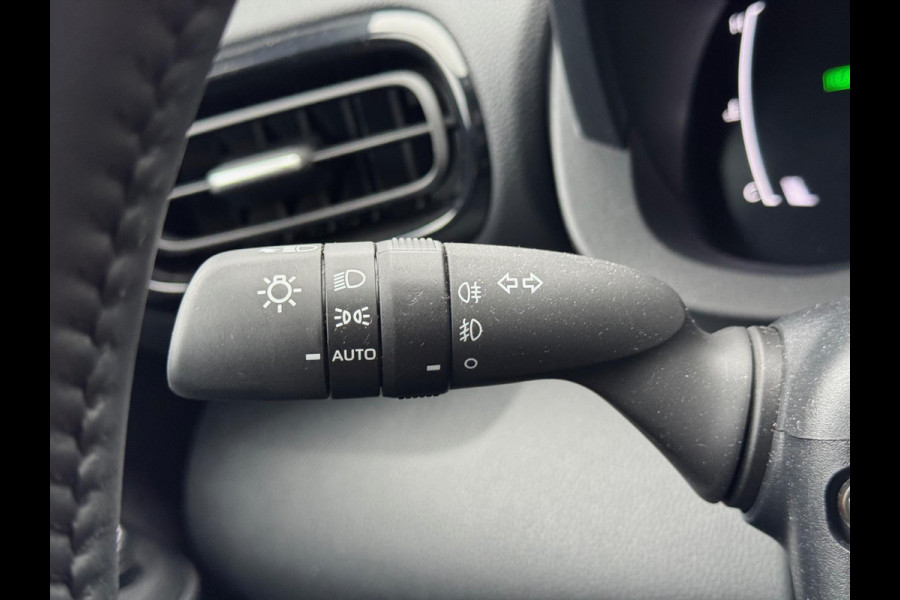 Toyota Yaris Cross 1.5 Hybrid First Edition | Eerste eigenaar, Smart connect, Keyless, 17 inch, Privacy glass, Startknop
