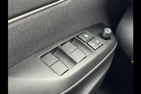 Toyota Yaris Cross 1.5 Hybrid First Edition | Eerste eigenaar, Smart connect, Keyless, 17 inch, Privacy glass, Startknop