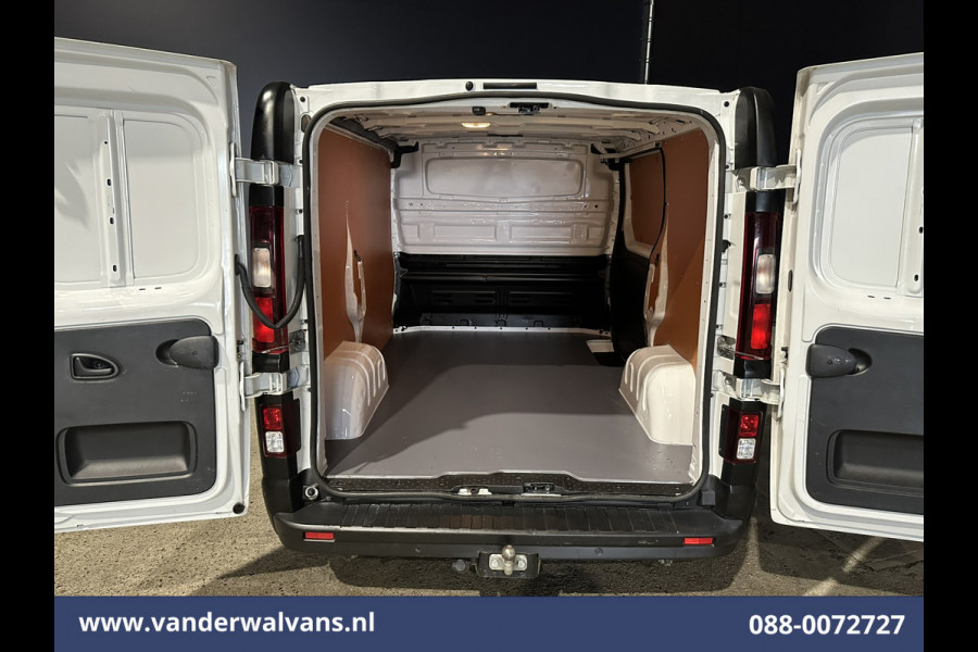Renault Trafic 2.0 dCi 131pk L1H1 Euro6 Airco | LED | Navigatie | LM velgen | Cruisecontrol | 2500kg Trekhaak Parkeersensoren, Sidebars, Bijrijdersbank