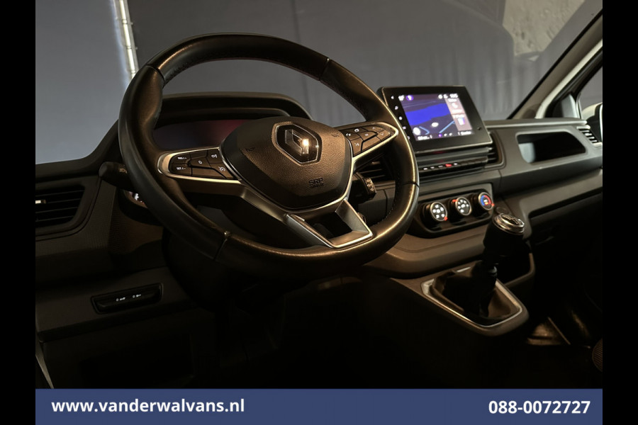 Renault Trafic 2.0 dCi 131pk L1H1 Euro6 Airco | LED | Navigatie | LM velgen | Cruisecontrol | 2500kg Trekhaak Parkeersensoren, Sidebars, Bijrijdersbank