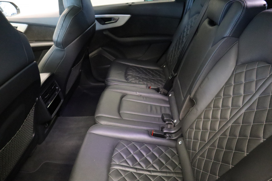 Audi Q7 4.0 TFSI SQ7 quattro ACC B&O Trekhaak 507PK Luchtvering 4 wiel besturing