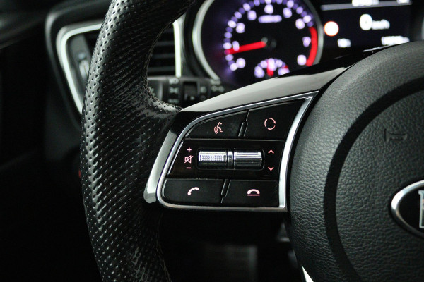 Kia ProCeed 1.4 T-GDI GT-PlusLine (PANORAMADAK, STOEL/STUUR VERWARMING, ACHTERUITRIJCAMERA, ELEKTR STOELEN, TREKHAAK)