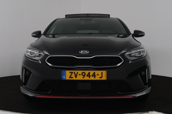 Kia ProCeed 1.4 T-GDI GT-PlusLine (PANORAMADAK, STOEL/STUUR VERWARMING, ACHTERUITRIJCAMERA, ELEKTR STOELEN, TREKHAAK)