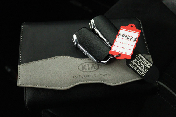 Kia ProCeed 1.4 T-GDI GT-PlusLine (PANORAMADAK, STOEL/STUUR VERWARMING, ACHTERUITRIJCAMERA, ELEKTR STOELEN, TREKHAAK)