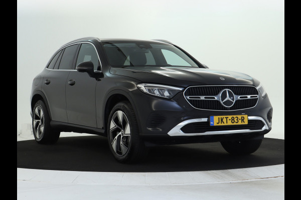 Mercedes-Benz GLC 300 e 4MATIC Plug-In Hybride Trekhaak | Sfeerverlichting | 19 Inch Velgen | Stuur en Stoelverwarming | Memory Voorstoelen. Inclusief 24 maanden MB Certified garantie voor Europa.