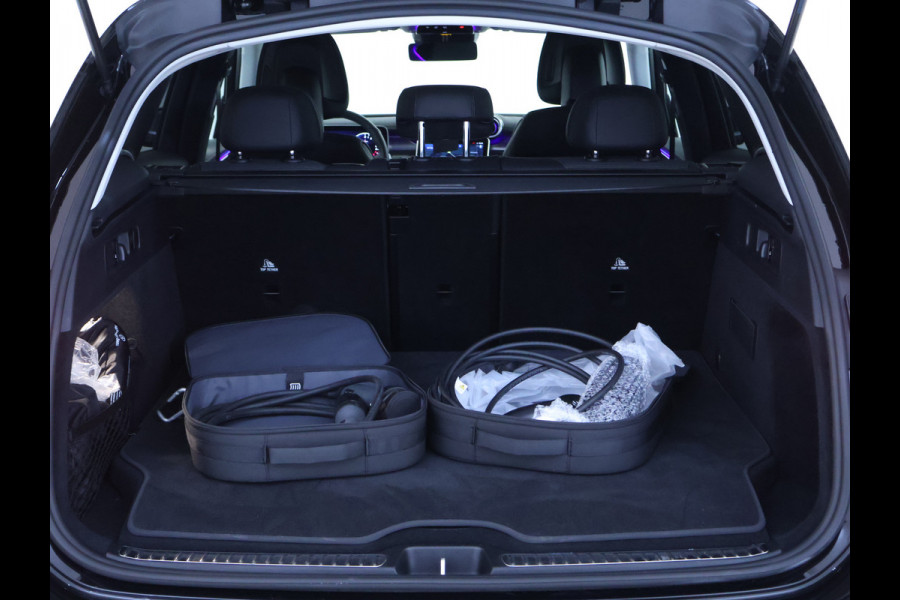Mercedes-Benz GLC 300 e 4MATIC Plug-In Hybride Trekhaak | Sfeerverlichting | 19 Inch Velgen | Stuur en Stoelverwarming | Memory Voorstoelen. Inclusief 24 maanden MB Certified garantie voor Europa.