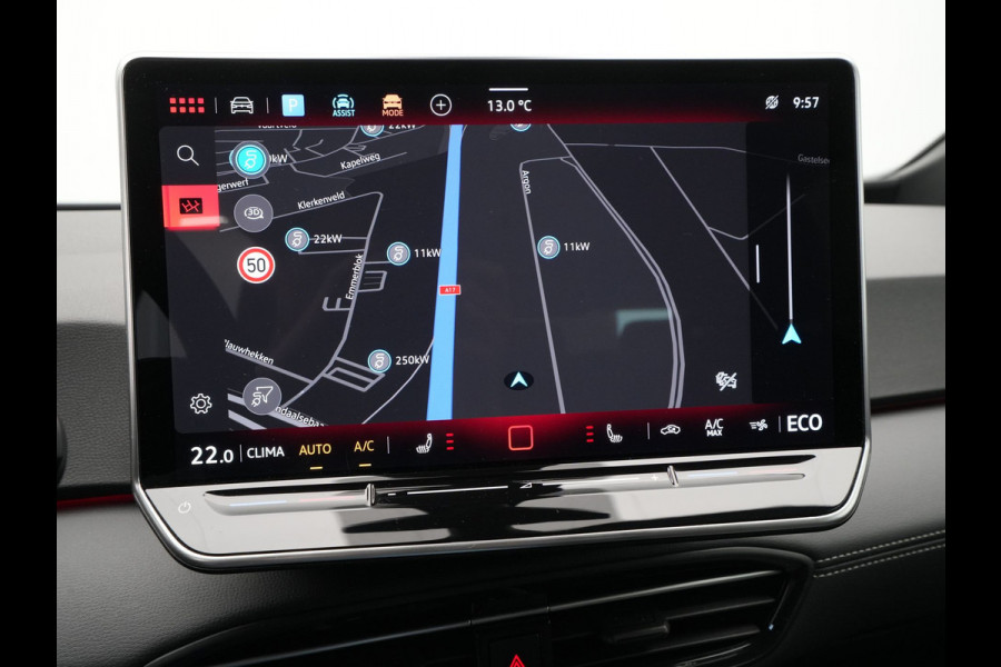 Volkswagen ID.3 Pro Business 59 kWh Navigatie Camera Stoel/Stuurverwarming Carplay Acc Pdc 243
