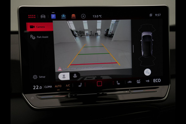 Volkswagen ID.3 Pro Business 59 kWh Navigatie Camera Stoel/Stuurverwarming Carplay Acc Pdc 243