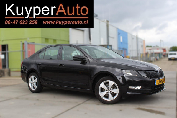 Škoda Octavia 1.5 TSI Greentech Sport Business automaat dsg multimedia trekhaak