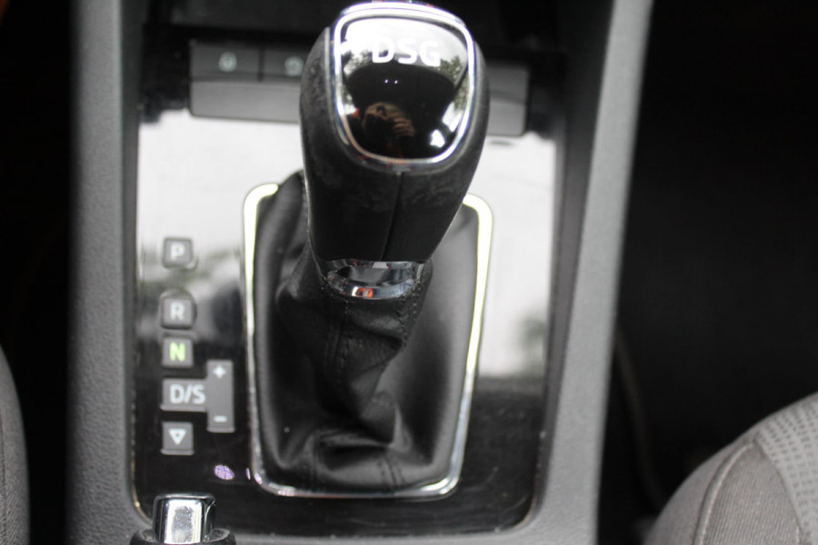 Škoda Octavia 1.5 TSI Greentech Sport Business automaat dsg multimedia trekhaak
