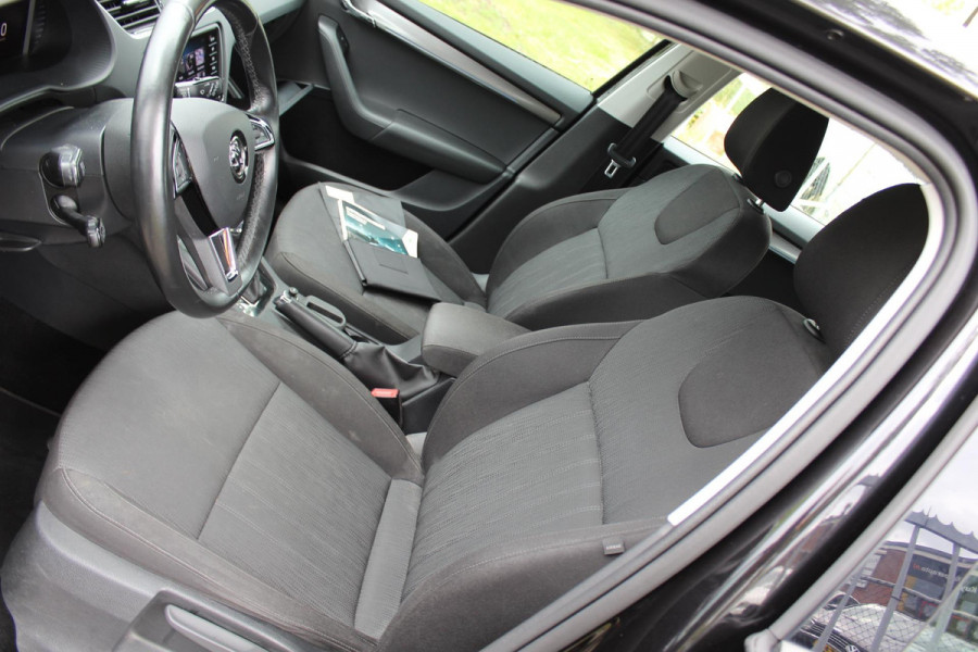 Škoda Octavia 1.5 TSI Greentech Sport Business automaat dsg multimedia trekhaak