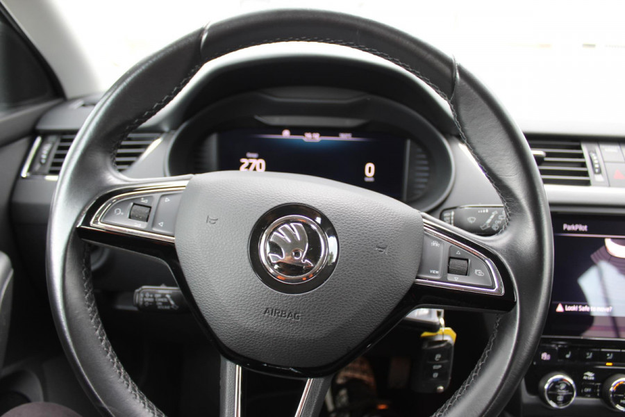 Škoda Octavia 1.5 TSI Greentech Sport Business automaat dsg multimedia trekhaak