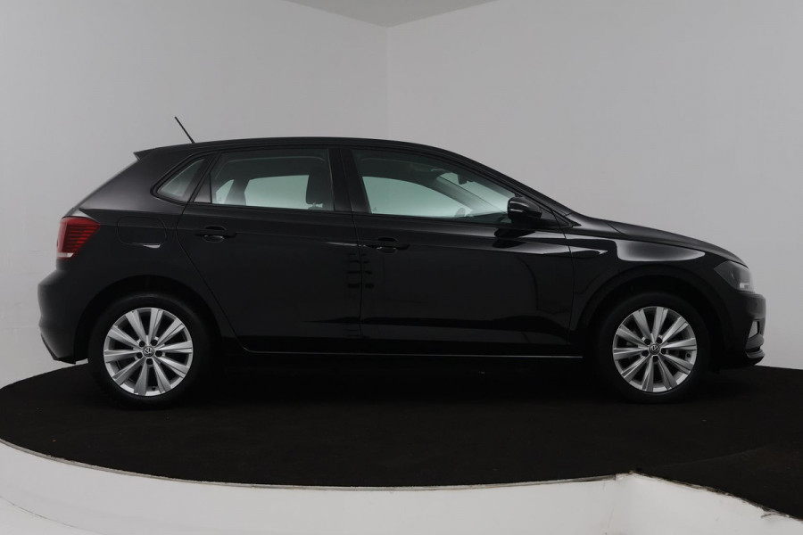 Volkswagen Polo 1.0 TSI Beats (STOELVERWARMING, NAVIGATIE, CRUISE CONTROL, PARKEERSENSOREN)