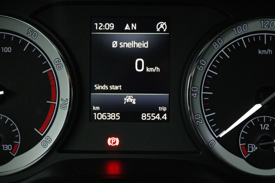 Škoda Kodiaq 1.5 TSI Business Edition 7p. (TREKHAAK, NAVIGATIE, CARPLAY, ACHTERUITRIJCAMERA, PARKEERSENSOREN)