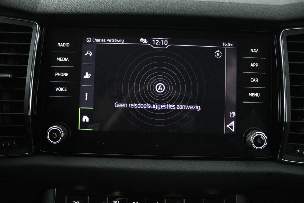 Škoda Kodiaq 1.5 TSI Business Edition 7p. (TREKHAAK, NAVIGATIE, CARPLAY, ACHTERUITRIJCAMERA, PARKEERSENSOREN)