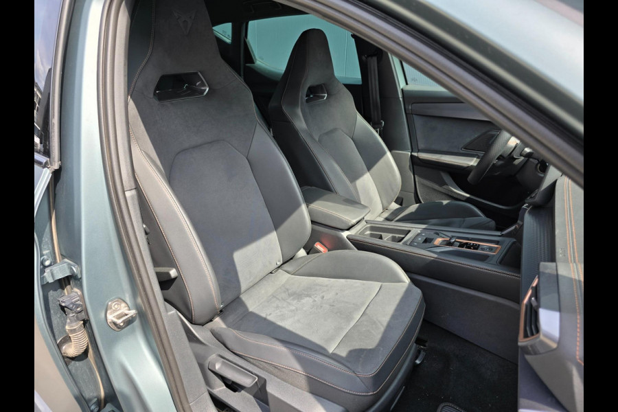CUPRA Leon 1.5 TSI e-Hybrid VZ Nieuw Model 272PK Carplay/SENNHEISER/Stoelverwarming/Navi