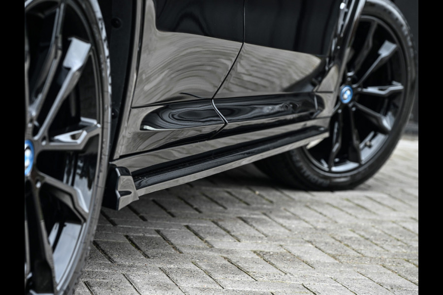 BMW X3 xDrive30e HIGH EXECUTIVE | M-SPORT | SHADOW LINE | COMFORT ACCESS | ACTIVE CRUISE | HEAD-UP | LEDER | STOELVERWARMING | PANORAMA