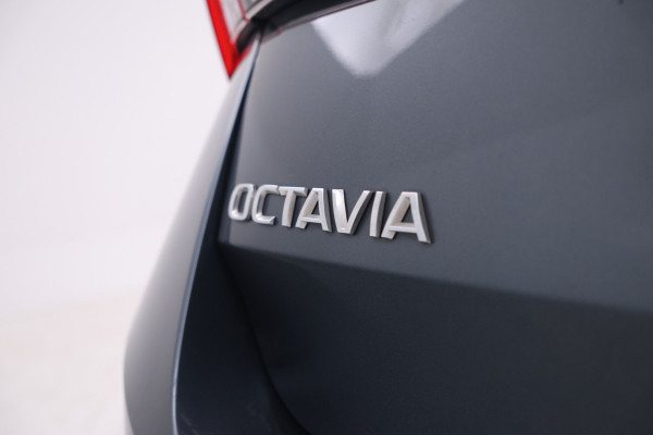 Škoda Octavia Combi 1.0 TSI Business Edition Trekhaak, Digital Dash, Airco.