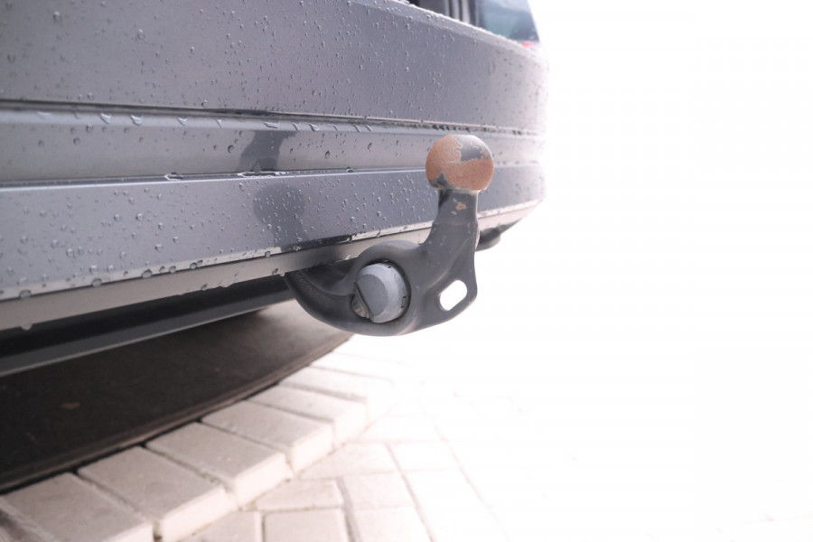 Škoda Octavia Combi 1.0 TSI Business Edition Plus Trekhaak, Digital Dash, Airco.