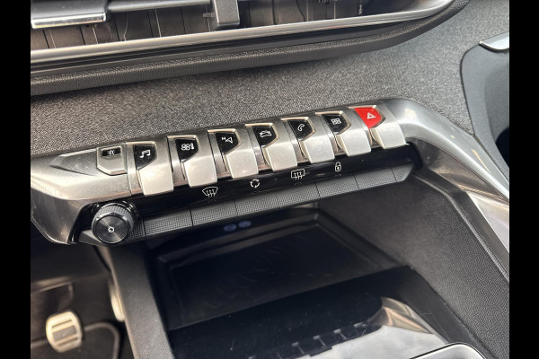 Peugeot 5008 1.2 PureTech GT-Line 7 pers // GT-line // PANORAMADAK // TREKHAAK