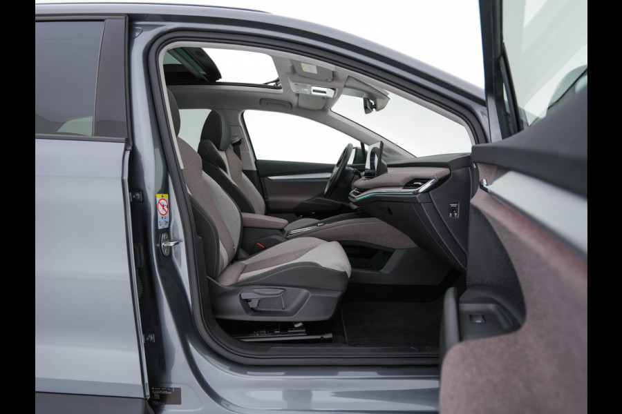 Škoda ENYAQ iV 60 [ 3-Fase ] {SOH-87%} (INCL-BTW) *PANO | FULL-LED | DIGI-COCKPIT | CAMERA | KEYLESS | NAVI-FULLMAP | PRIVACY-GLASS | AMBIENT-LIGHT | ECC | COMFORT-SEATS | DAB + | PDC | CRUISE | CARPLAY | TOWBAR | 19 "ALU*