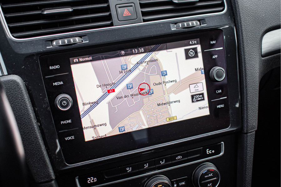 Volkswagen e-Golf | Apple CarPlay Tijdelijke Black friday deal, nu van 12250.- voor 11150.-