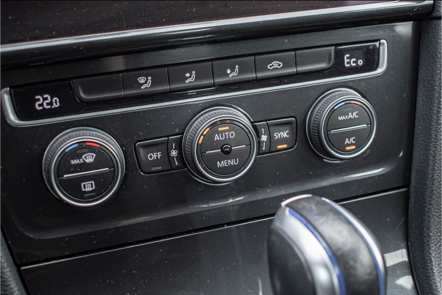 Volkswagen e-Golf | Apple CarPlay Tijdelijke Black friday deal, nu van 12250.- voor 11150.-