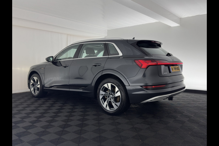 Audi e-tron 50 Quattro Launch edition plus 71 kWh [ 3-Fase ] {SOH-96%} (INCL-BTW) *PANO | LUXURY-LEATHER | ADAPTIVE-CRUISE | FULL-LED | DIGI-COCKPIT | KEYLESS | MEMORY-PACK | CAMERA | NAVI-FULLMAP | SHIFT-PADDLES | COMFORT-SEATS | 20''ALU*