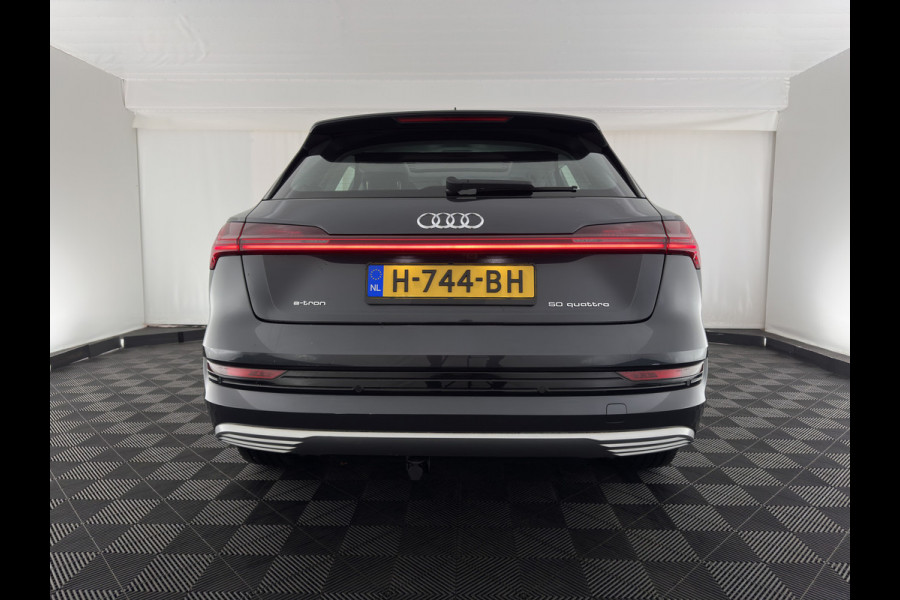 Audi e-tron 50 Quattro Launch edition plus 71 kWh [ 3-Fase ] {SOH-96%} (INCL-BTW) *PANO | LUXURY-LEATHER | ADAPTIVE-CRUISE | FULL-LED | DIGI-COCKPIT | KEYLESS | MEMORY-PACK | CAMERA | NAVI-FULLMAP | SHIFT-PADDLES | COMFORT-SEATS | 20''ALU*