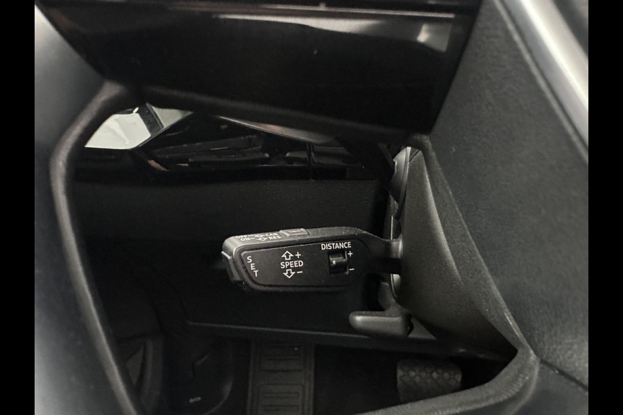 Audi e-tron 50 Quattro Launch edition plus 71 kWh [ 3-Fase ] {SOH-96%} (INCL-BTW) *PANO | LUXURY-LEATHER | ADAPTIVE-CRUISE | FULL-LED | DIGI-COCKPIT | KEYLESS | MEMORY-PACK | CAMERA | NAVI-FULLMAP | SHIFT-PADDLES | COMFORT-SEATS | 20''ALU*