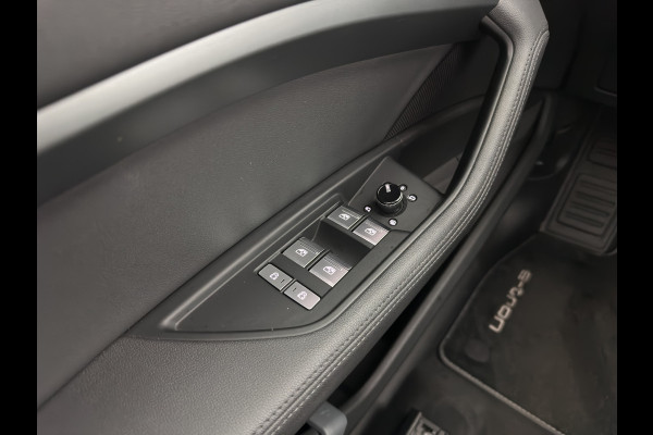 Audi e-tron 50 Quattro Launch edition plus 71 kWh [ 3-Fase ] {SOH-96%} (INCL-BTW) *PANO | LUXURY-LEATHER | ADAPTIVE-CRUISE | FULL-LED | DIGI-COCKPIT | KEYLESS | MEMORY-PACK | CAMERA | NAVI-FULLMAP | SHIFT-PADDLES | COMFORT-SEATS | 20''ALU*