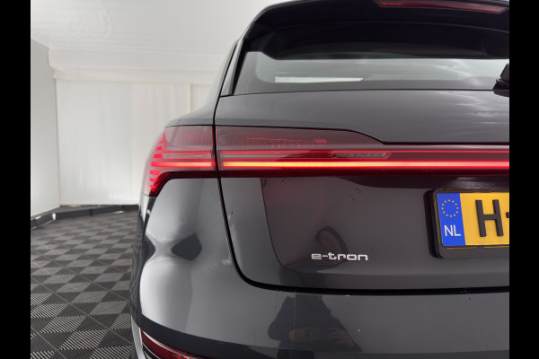 Audi e-tron 50 Quattro Launch edition plus 71 kWh [ 3-Fase ] {SOH-96%} (INCL-BTW) *PANO | LUXURY-LEATHER | ADAPTIVE-CRUISE | FULL-LED | DIGI-COCKPIT | KEYLESS | MEMORY-PACK | CAMERA | NAVI-FULLMAP | SHIFT-PADDLES | COMFORT-SEATS | 20''ALU*