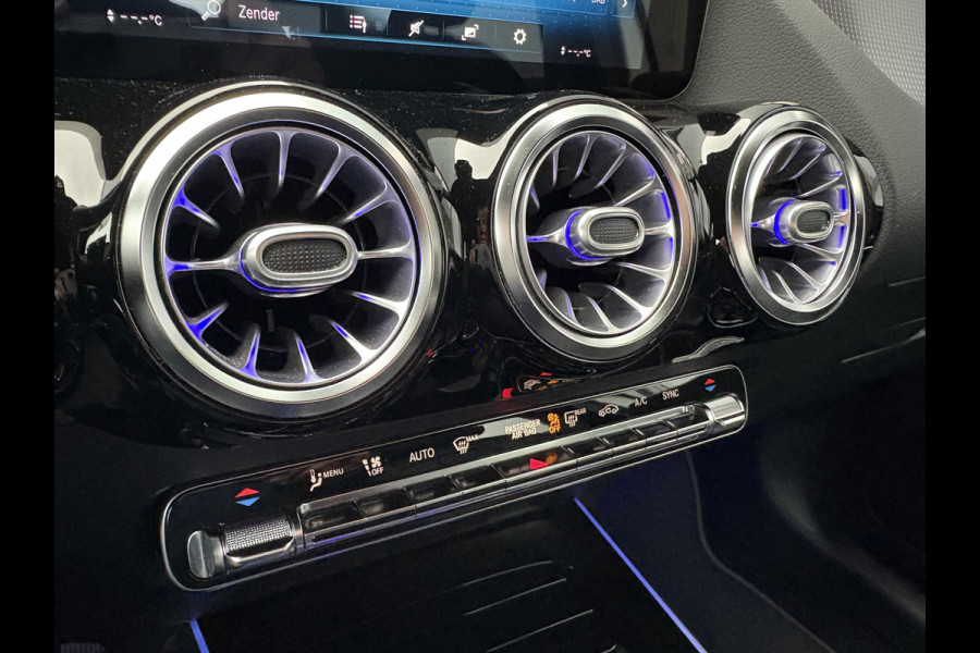 Mercedes-Benz B-Klasse 180 Business Solution Luxury Automaat LEDER/CAMERA/DODEHOEK/CARPLAY/SFEER/PDC