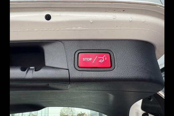 Mercedes-Benz B-Klasse 180 Business Solution Luxury Automaat LEDER/CAMERA/DODEHOEK/CARPLAY/SFEER/PDC