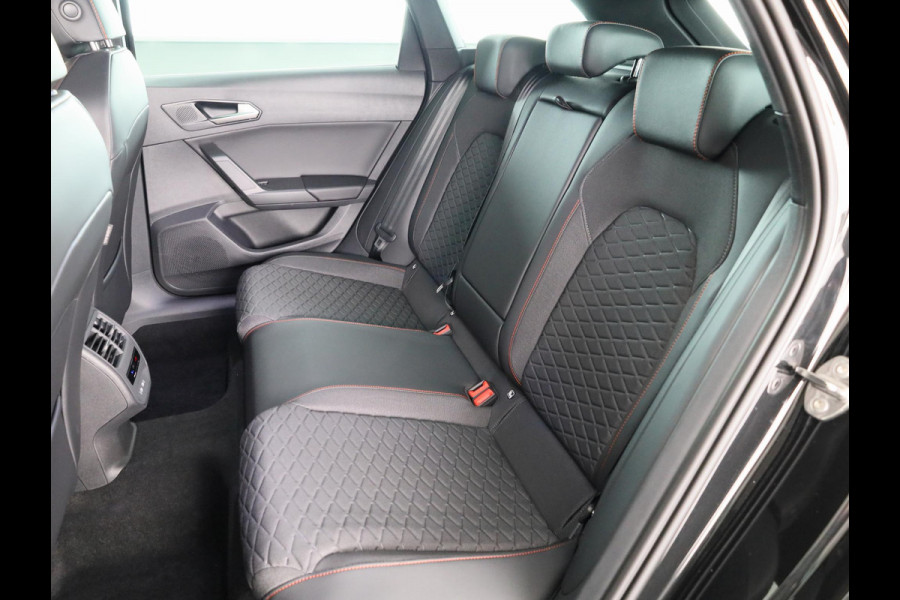 Seat Leon Sportstourer FR Business PHEV 1.5 TSI 204 pk 6 versn. DSG| Safe & Driving pack | Trekhaak wegklapbaar