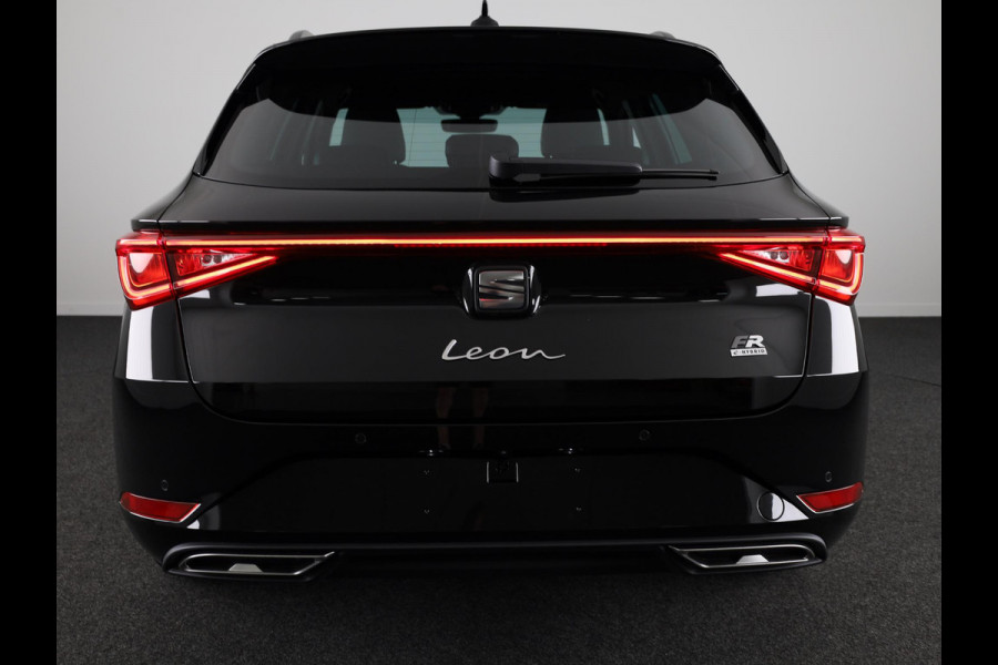 Seat Leon Sportstourer FR Business PHEV 1.5 TSI 204 pk 6 versn. DSG| Safe & Driving pack | Trekhaak wegklapbaar