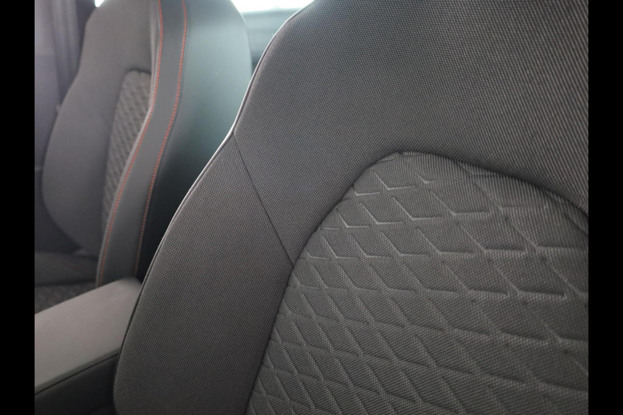 Seat Leon Sportstourer FR Business PHEV 1.5 TSI 204 pk 6 versn. DSG |  Safe & Driving Pack | Panoramadak | 18 inch