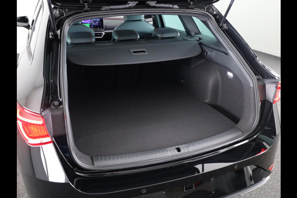Seat Leon Sportstourer FR Business PHEV 1.5 TSI 204 pk 6 versn. DSG |  Safe & Driving Pack | Panoramadak | 18 inch