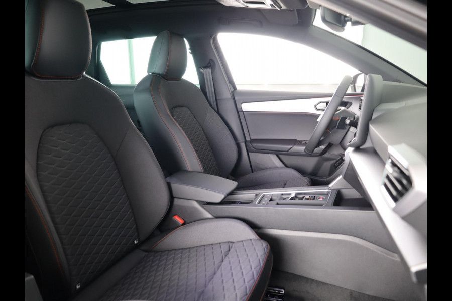 Seat Leon Sportstourer FR Business PHEV 1.5 TSI 204 pk 6 versn. DSG |  Safe & Driving Pack | Panoramadak | 18 inch