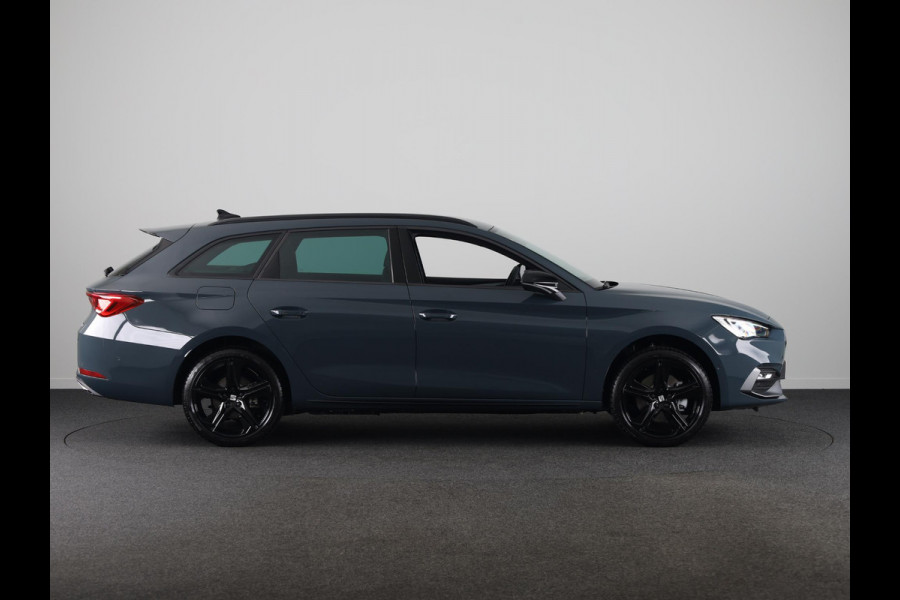 Seat Leon Sportstourer FR Business PHEV 1.5 TSI 204 pk 6 versn. DSG | Black Pack | Trekhaak |  Safe & Driving Pack | | 18 inch