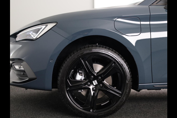 Seat Leon Sportstourer FR Business PHEV 1.5 TSI 204 pk 6 versn. DSG | Black Pack | Trekhaak |  Safe & Driving Pack | | 18 inch