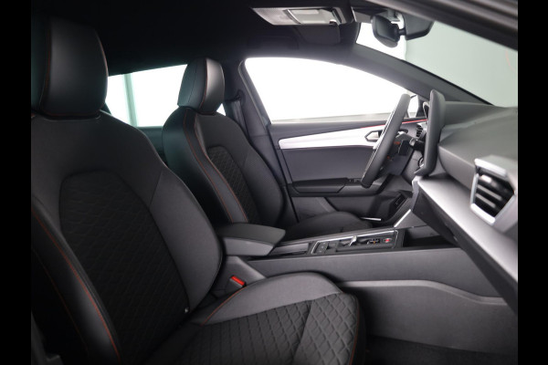 Seat Leon Sportstourer FR Business PHEV 1.5 TSI 204 pk 6 versn. DSG | Black Pack | Trekhaak |  Safe & Driving Pack | | 18 inch