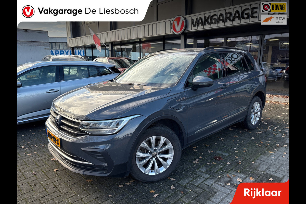 Volkswagen Tiguan 1.4 TSI eHybrid comfort Business+/navi/camera/apple carplay/boeken