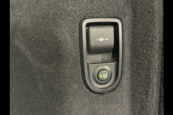 BMW 5 Serie Touring 520i High Executive AUTOMAAT NAVI CRUISE BLUETOOTH LED VERL STUURVERW STOELVERW STOELVENT LEDER NIEUWSTAAT