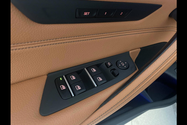 BMW 5 Serie Touring 520i High Executive AUTOMAAT NAVI CRUISE BLUETOOTH LED VERL STUURVERW STOELVERW STOELVENT LEDER NIEUWSTAAT