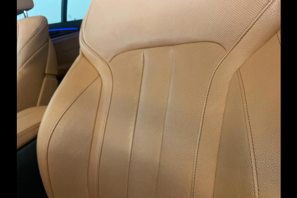 BMW 5 Serie Touring 520i High Executive AUTOMAAT NAVI CRUISE BLUETOOTH LED VERL STUURVERW STOELVERW STOELVENT LEDER NIEUWSTAAT