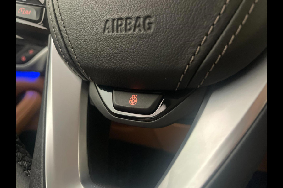 BMW 5 Serie Touring 520i High Executive AUTOMAAT NAVI CRUISE BLUETOOTH LED VERL STUURVERW STOELVERW STOELVENT LEDER NIEUWSTAAT